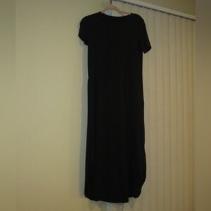 Plan Black Dress with pockets